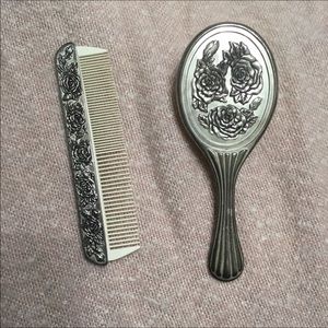 Comb and hairbrush set 🎀